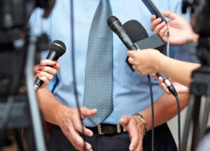 Assessoria de imprensa: O que é e como contratar AGNC Agência de Marketing Assessoria de imprensa: O que é e como contratar • AGNC Conheça os serviços de Assessoria de imprensa para a sua empresa • AGNC Marketing e Comunicação • O que é e como contratar.