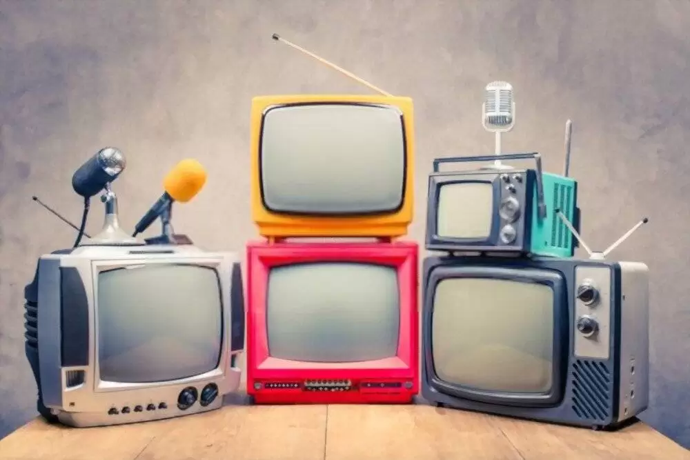 Como Fazer Anúncios Em Rádio E Televisão? 10 Dicas Neste artigo vamos te ajudar Como Fazer Anúncios Em Rádio E Televisão - Separamos 10 dicas infalíveis na escolha entre Rádio e Televisão.