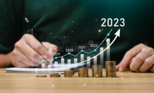 Mais um ano está finalizando e a cada ciclo novas tendencias e novas atualizações nos algoritmos norteiam as agências e os profissionais de SEO, por isso nestes artigos abordaremos sobre as novas tendências de SEO para 2023 e como elas poderão impactar no crescimento da sua empresa.