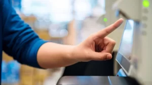 automação-de-marketing-digital-para-pequenas-empresas As ferramentas de automação estarão sempre mais voltadas para atuação em diversas plataformas, permitindo que as campanhas e estratégias sejam aplicadas simultaneamente em diferentes canais, como redes sociais, email, SMS e etc.