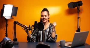 Crie conteúdo de qualidade Investir tempo e esforço para criar vídeos de alta qualidade é fundamental para ganhar seguidores e fazer com que eles voltem ao seu canal.