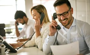 implantação-de-crm-de-vendas-atendimento Implantação: O sistema CRM é implantado e os processos de vendas começam a ser gerenciados através dele. Conheça nossos serviços de mentorias e acompanhamento de implantação de CRM de atendimento e vendas - Clique aqui.