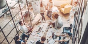 Estudos de caso de sucesso de agências de marketing: um guia para construir uma estratégia de sucesso AGNC Agência de Marketing Estudos de caso de sucesso de agências de marketing. As agências de marketing desempenham um papel importante em ajudar as empresas a crescer e atingir seus objetivos. No entanto, nem todas as agências de marketing são criadas iguais e a qualidade de seus serviços pode variar muito.