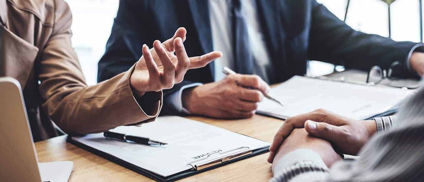 Relação Institucional: O Que É E Como Funciona Em 2023 O profissional de relação institucional é responsável pela comunicação e parceria da sua empresa com outras empresas e instituições. Saiba Mais