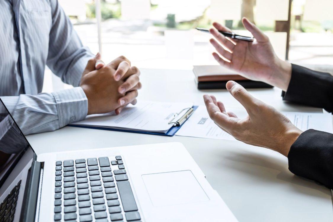 Assessoria Corporativa: Como Funciona Na Prática? [ 2023 ] A Assessoria Corporativa é uma área de atuação estratégica que envolve o planejamento e a execução de estratégias de comunicação -> LEIA!