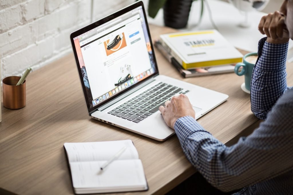 Quanto Custa Fazer SEO Com Agência Em 2024 ❗ Descubra Revelamos nesse blog Quanto Custa Fazer SEO com Agência em 2024 e quais os benefícios entre terceirizar ou contratar funcionário. Leia