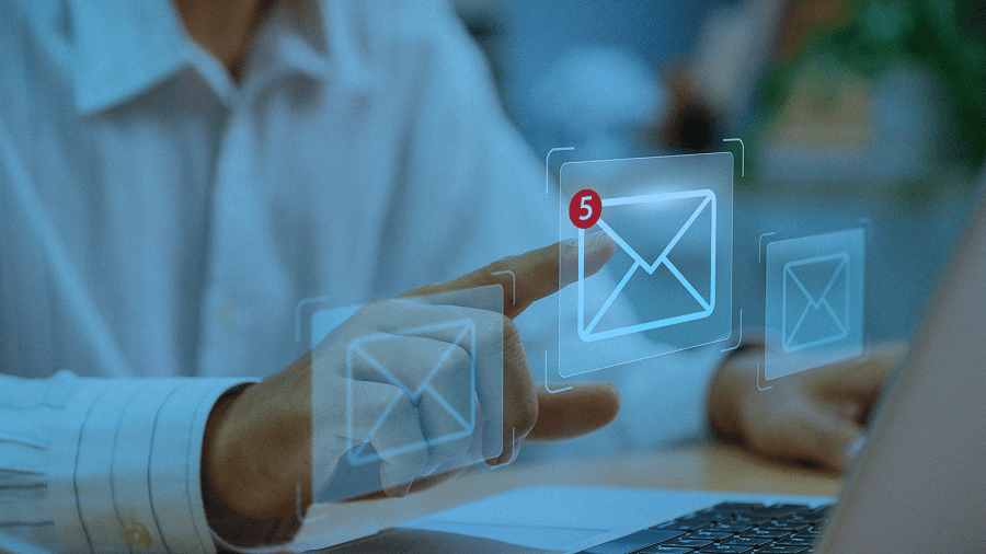 Neste artigo, vamos explorar como você, empresário ou empreendedor, pode utilizar o email marketing de forma verdadeiramente estratégica para não apenas vender, mas sim fidelizar clientes e construir um relacionamento duradouro, transformando sua lista de contatos em uma máquina previsível de receitas.