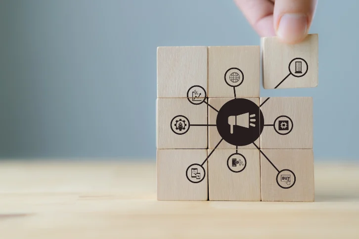 prospeccao-multicanal-o-que-e-e-como-funciona-3 A prospecção multicanal é uma abordagem estratégica que envolve o uso de múltiplos canais de comunicação para alcançar e engajar potenciais clientes. Mas não se trata apenas de "estar em todos os lugares". Trata-se de estar nos lugares certos, com a mensagem certa, no tempo certo, para a geração certa.