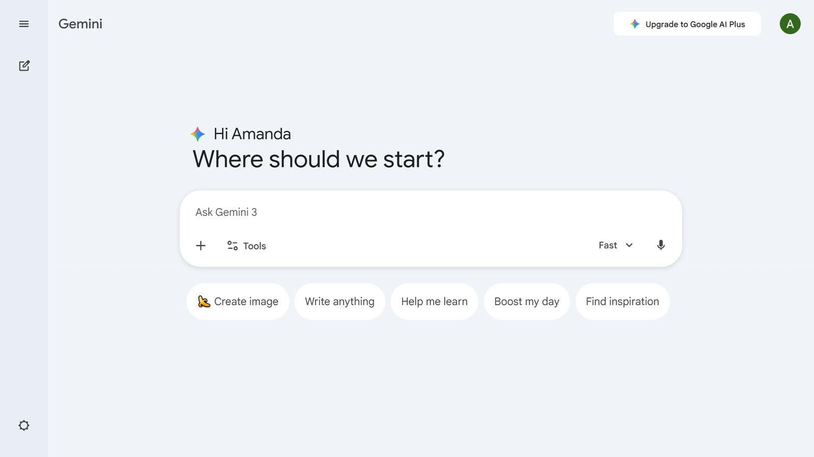 O Google Gemini Ads refere-se à provável nova plataforma ou formato de publicidade do Google, integrada diretamente ao seu chatbot de inteligência artificial, o Gemini. A expectativa é que os anúncios sejam exibidos de forma conversacional e contextualizada dentro das respostas da IA.
