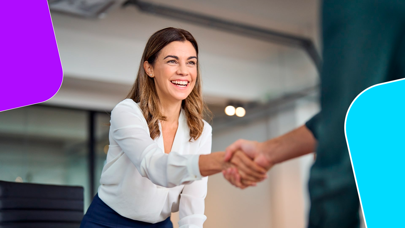 Prova Social: Como Avaliações De Clientes Geram Mais Vendas Entenda o que é prova social, por que avaliações de clientes aumentam as vendas e como estruturar esse ativo de marketing para converter mais